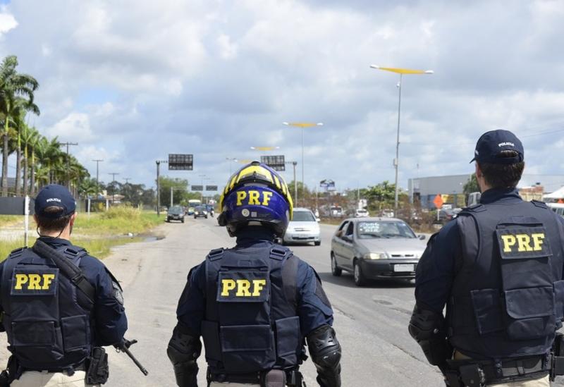 PRF divulga edital de concurso para 500 vagas 