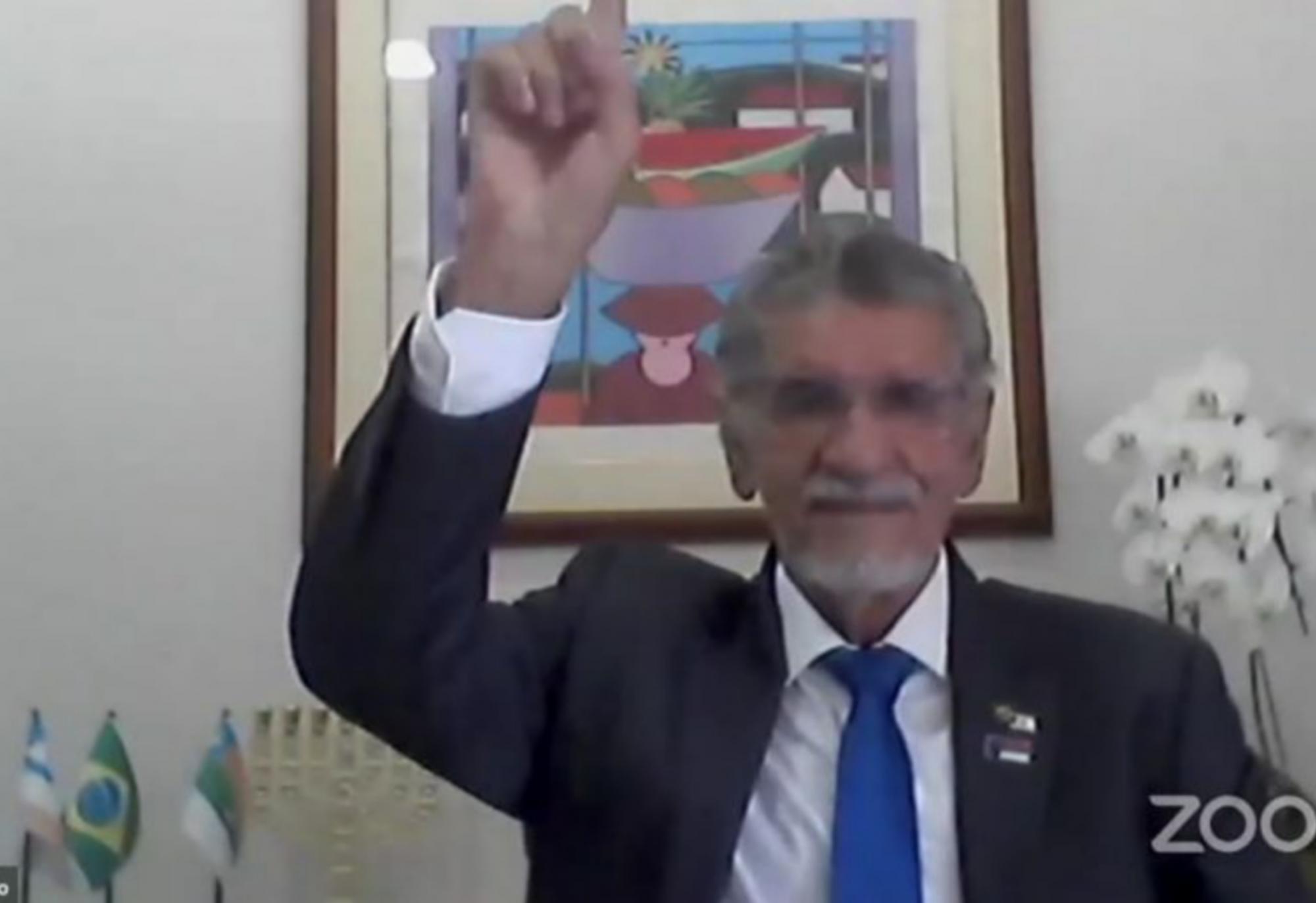 Prefeito de Conquista segue para tratamento de reabilitação pulmonar no Hospital Sírio Libanês