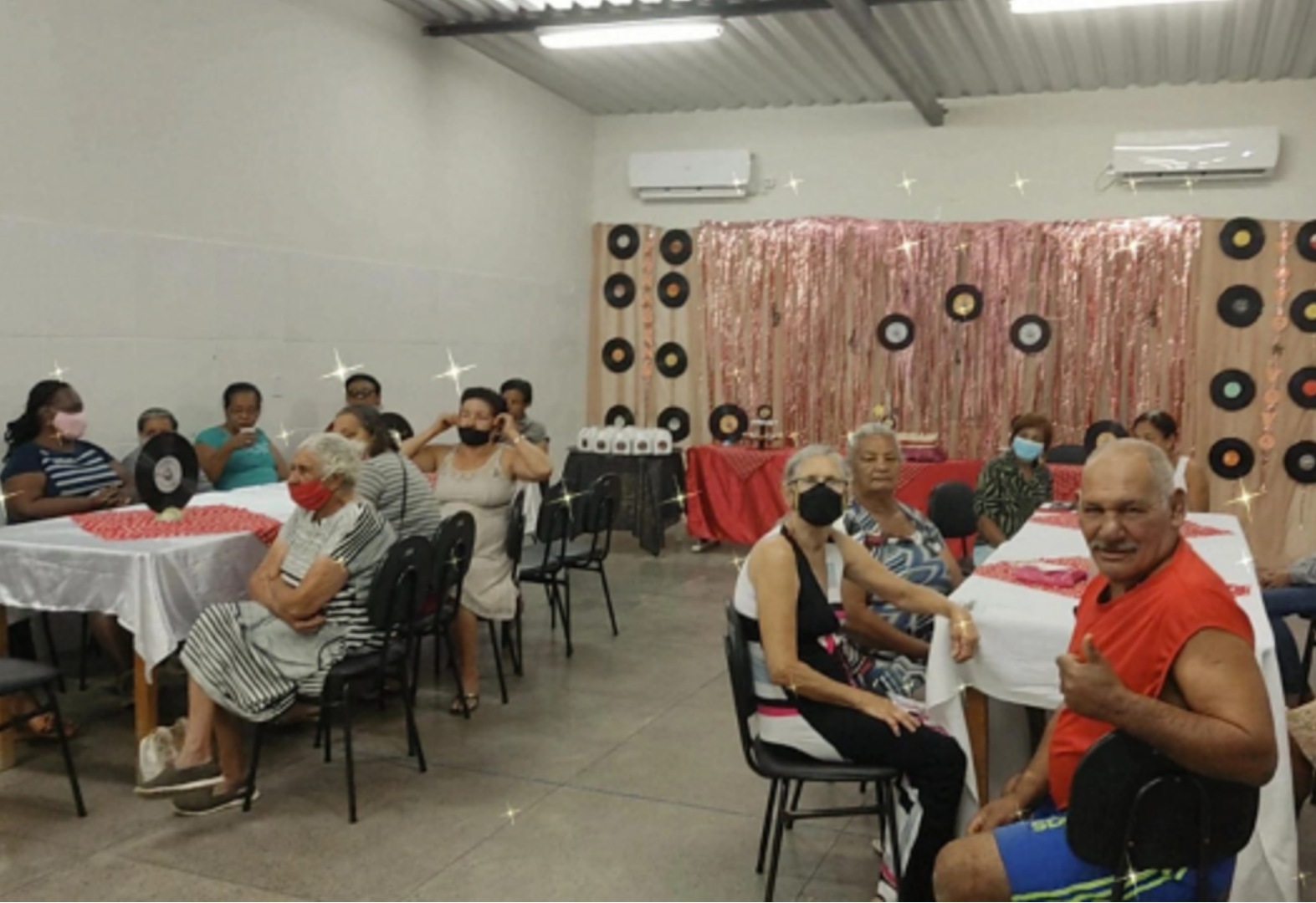 Brumado: Esther Trindade Serra celebra Dia dos Avós com grupo de idosos 'Vida em Movimento'