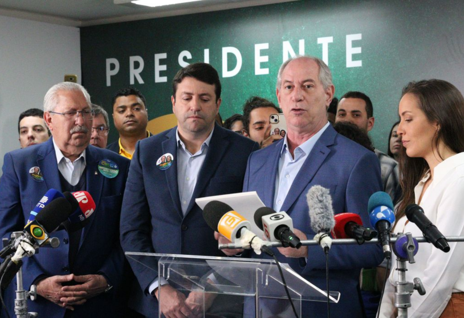 Ciro Gomes diz que seguirá com candidatura até o fim do pleito