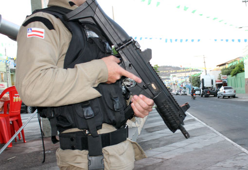 Diário da ALBA erra ao publicar como aprovado projeto que passa de 30 para 35 a idade máxima para ingressos na PM