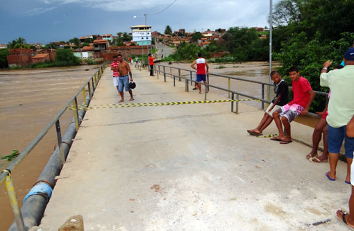 Vereador Weliton Lopes busca construção de nova ponte ligando os bairros São Jorge, Brisa I e II e Dr. Juracy 