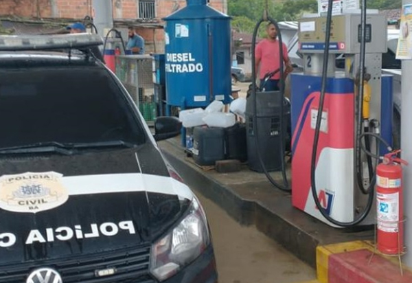 Operação Posto Legal interdita cinco estabelecimentos no interior