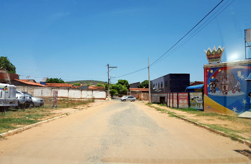 Brumado: Jovens são assaltados a caminho de casa