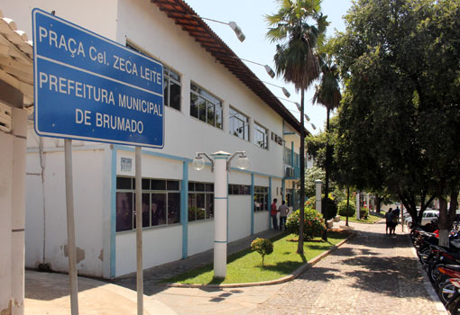 Brumado: Prefeito faz novas nomeações no secretariado municipal; Charles Granger assume secretaria de Agricultura, Recurso Hídricos e Meio Ambiente