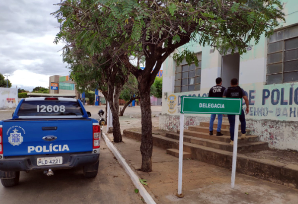 Pai é suspeito de abusar de duas filhas no interior da Bahia