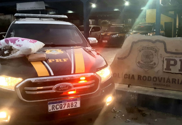 Fim da viagem: Três passageiras de ônibus são presas na Chapada Diamantina com seus travesseiros recheados de cocaína