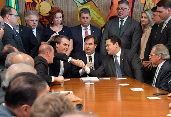 Reforma da Previdência chega ao Congresso