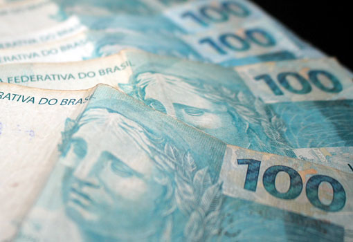 Renda familiar per capita no Brasil em 2017 foi de R$ 1.268