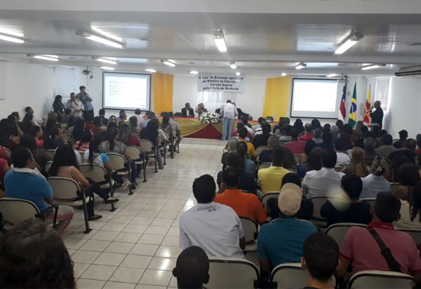 Ministro da Educação não consegue chegar a Brumado para autorizar curso de Medicina