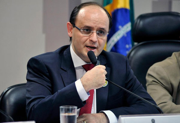 Em Brumado nesta quarta (27), ministro da Educação autorizará implantação do Curso de Medicina 