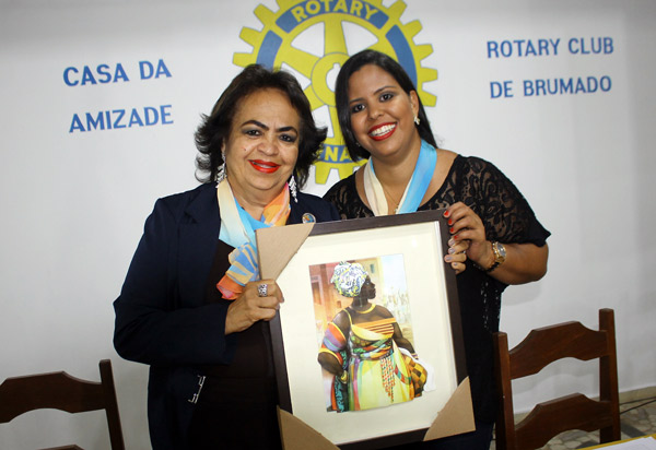 Rotary Club de Brumado recebeu a visita da governadora do distrito 4550 do Rotary, Anaci Paim