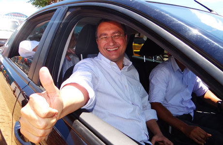 Secretário Rui Costa é escolhido para ser candidato do PT em 2014