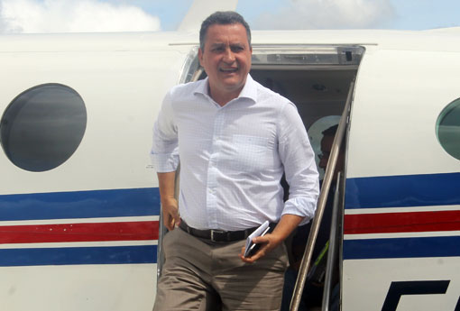 Rui anuncia que a Bahia não vai adotar o horário de verão