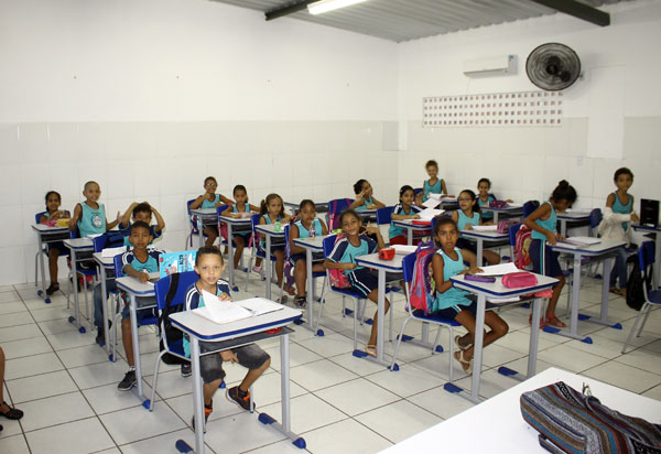 Estados e municípios devem atualizar cadastro para receber recursos para educação