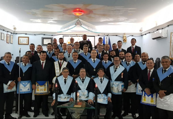 Lojas Maçônicas de Brumado empossam novos Veneráveis Mestres
