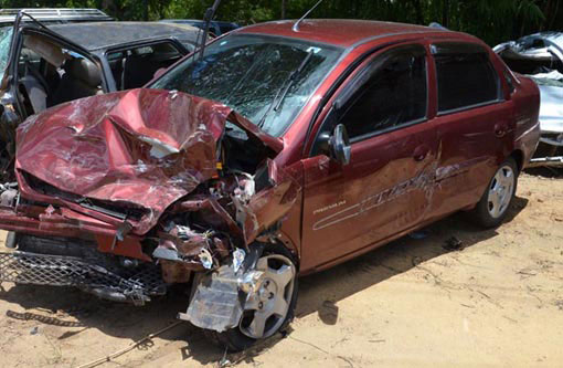 Sargento da PM morre e 8 ficam feridos em batida na BR-116