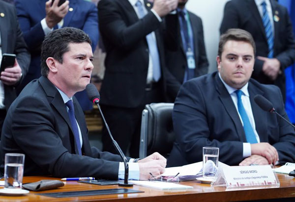 Oposição pede CPI para investigar suposta articulação entre procuradores e Moro na Lava Jato