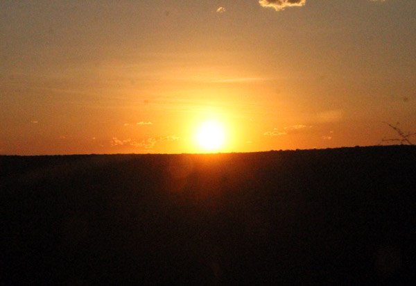 Horário de verão começa à meia-noite deste sábado; a Bahia está de fora