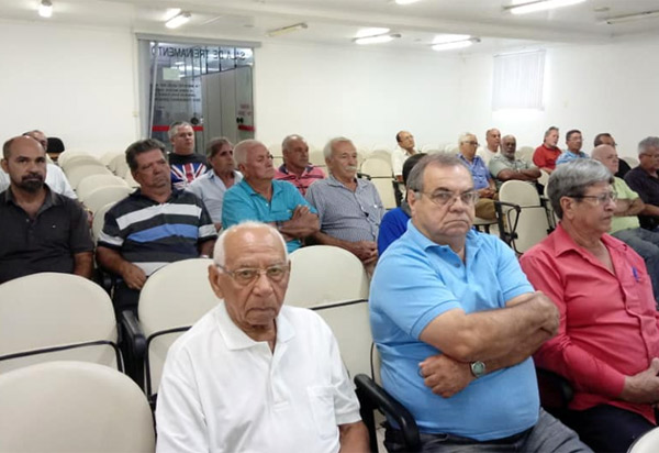 SMTT Brumado realiza cerimonial de certificação de taxistas de Brumado pelo SEST SENAT 2019