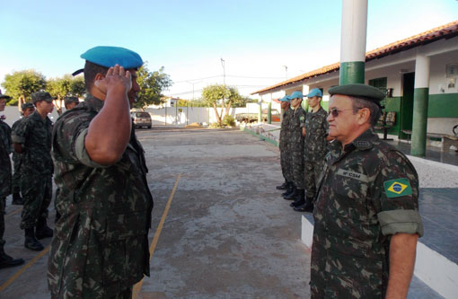 Brumado: Atiradores do Tiro de Guerra 06/024 prestaram homenagem aos capacetes azuis
