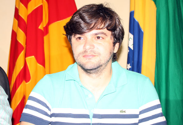 Brumado: advogado Tiago Amorim confirma que não é mais candidato a deputado estadual