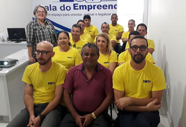 Brumado: Agentes de trânsito participam de treinamento