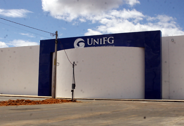 Curso de Medicina em Brumado abre vagas para portadores de diploma 