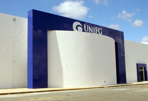 Inscrições para concorrer a bolsas de 100% no curso de Medicina em Brumado encerram nesta quarta-feira (16)