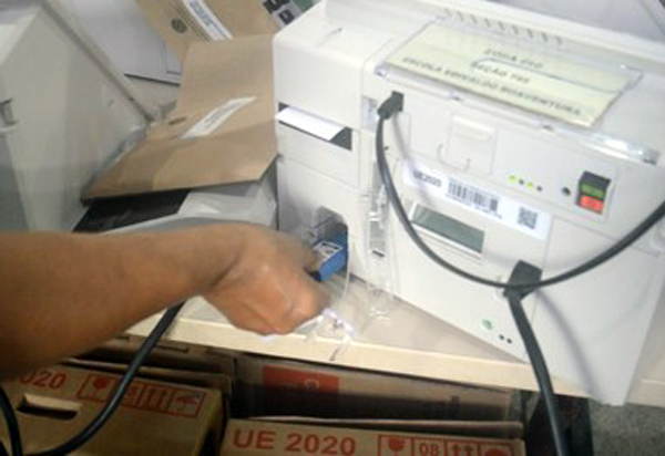Eleições: TRE-BA dá início à preparação das urnas eletrônicas