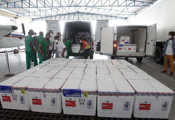 Bahia recebe mais 347 mil doses de vacinas contra a Covid-19