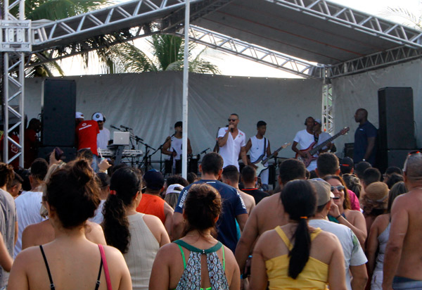 Com grande festa, Clube Social de Brumado inaugura ampliação da academia e nova portaria