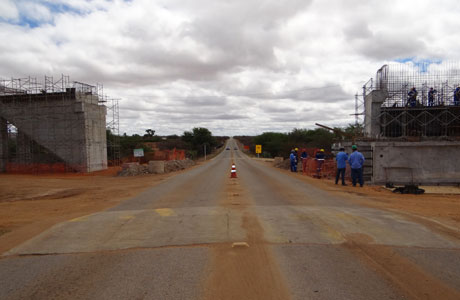 Brumado: Viaduto da Fiol em fase adiantada na BA-148