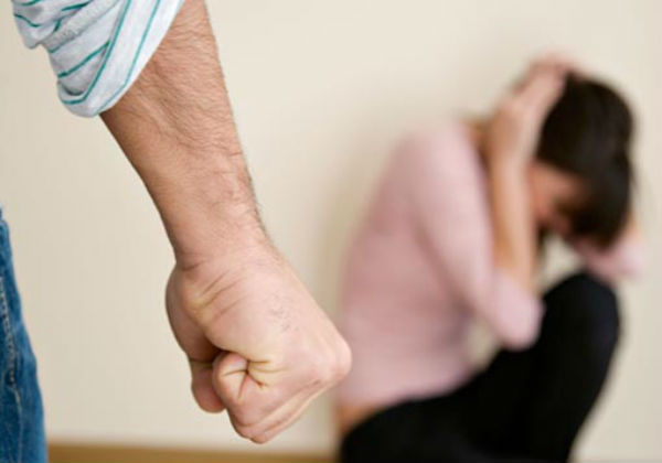 Governo reforça canais de denúncia de violência contra mulheres e crianças