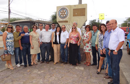 BRUMADO RECEBE VISITA DO GOVERNADOR DO ROTARY CLUB
