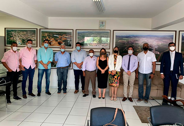 Prefeito de Itaberaba visita Escolas de Tempo Integral de Brumado, referência de ensino em todo país