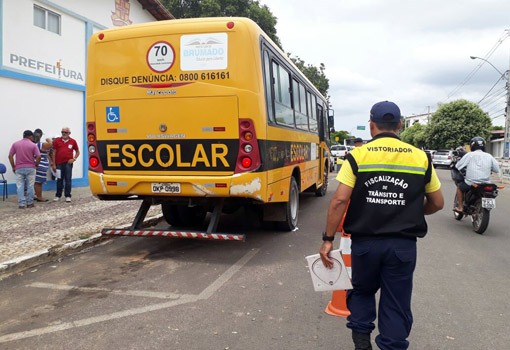 Após oito anos, Ministério da Educação reajusta em 20% o transporte escolar
