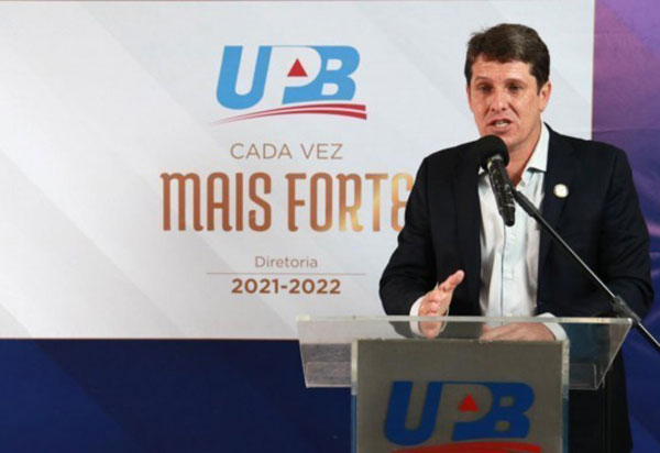 Prefeito de Jequié toma posse na presidência da UPB