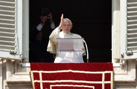 NO ÚLTIMO ÂNGELUS, PAPA 'NÃO ABANDONAREI À IGREJA'
