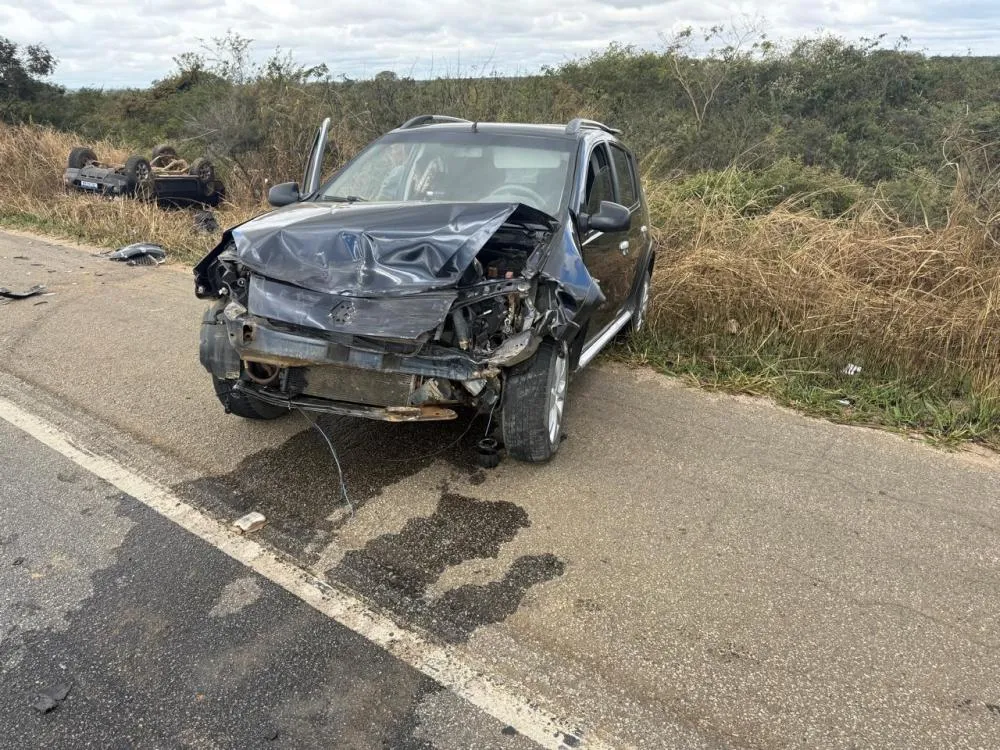 Colisão lateral é registrada na BA-262 entre Anagé e Vitória da Conquista; não houve vítimas