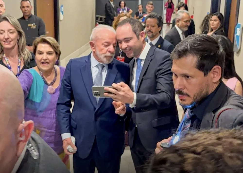 Fabrício Abrantes reforça parceria com Governo Federal em encontro com presidente Lula