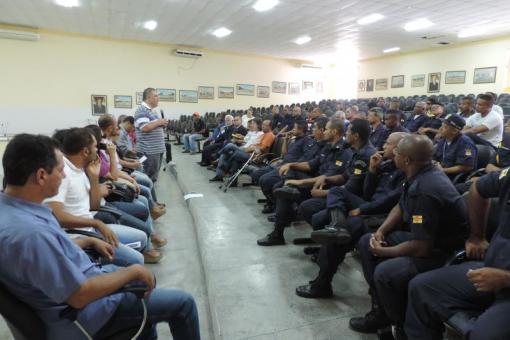 Vereadores se reúnem com guardas municipais e representantes sindicais visando melhor entendimento sobre projeto de lei 005/2017 