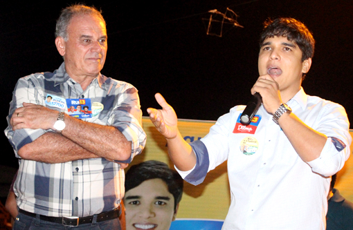 Eleições 2014: Vitor Bonfim realiza última caminhada de campanha em Brumado