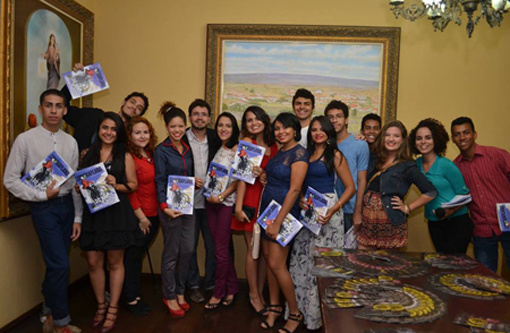 Conquista: Estudantes de jornalismo da Uesb lançam a Revista Contraplano