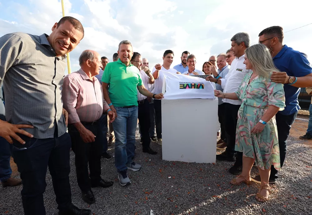 Obras na BA-612 entre Candiba e Guanambi são inauguradas, beneficiando quase 100 mil baianos