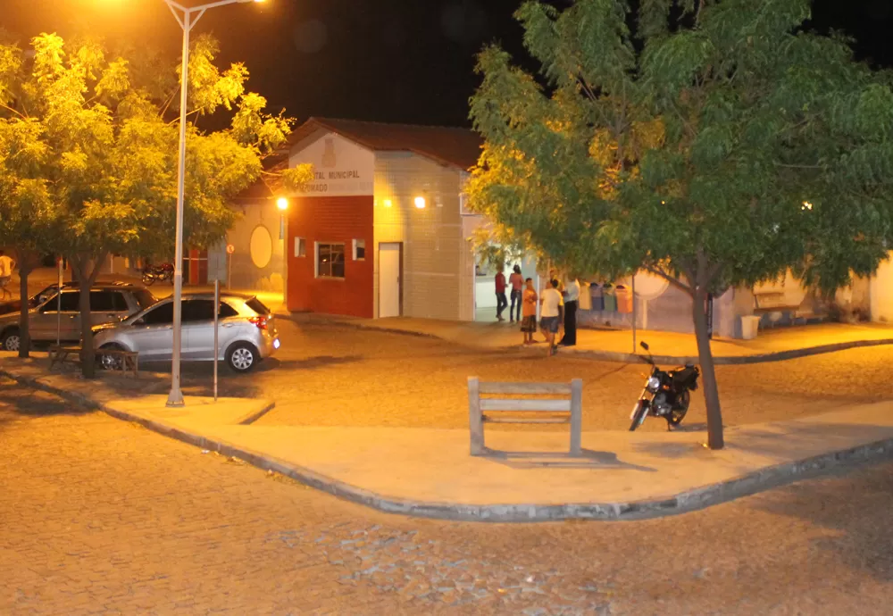 Brumado: Homem ameaça ex-namorado de sua ex-mulher e danifica motocicleta