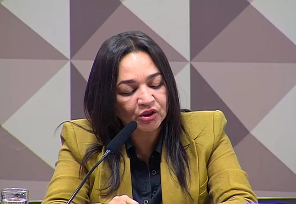 Relatora pede indiciamento de Bolsonaro e mais 60 golpistas