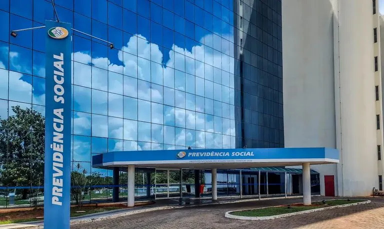 Protocolado pedido de CPI Mista para investigar fraudes no INSS  Fonte: Agência Câmara de Notícias