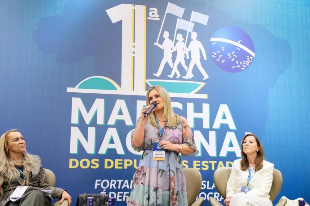 ‘Bahia tem voz e protagonismo neste debate nacional’, declara presidente Ivana Bastos na abertura da 1ª Marcha Nacional dos Deputados Estaduais