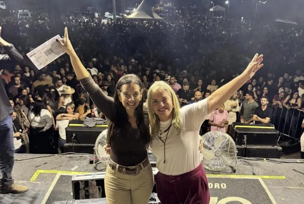 Ivana Bastos prestigia festejos juninos e reafirma compromisso com municípios da Chapada Diamantina